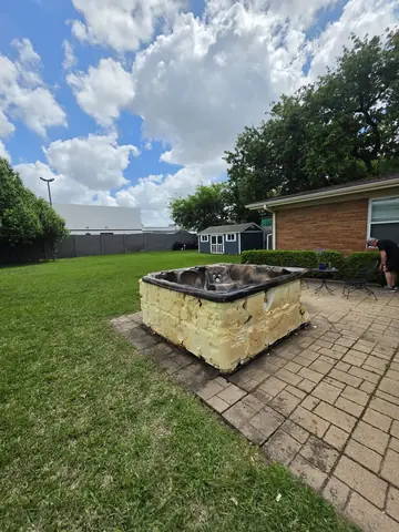 Old hot tub before removal