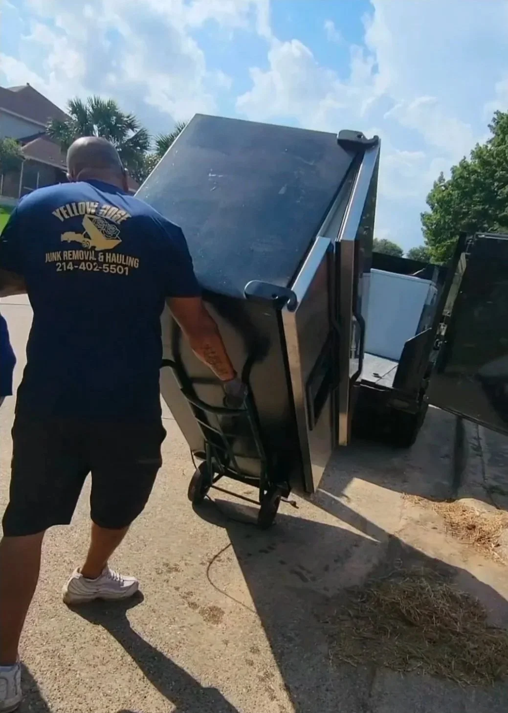 Refrigerator removal in Dallas