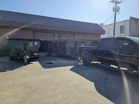 Commercial warehouse cleanout